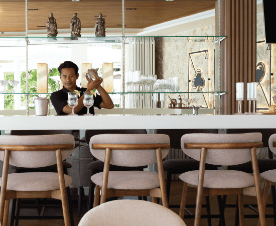 villa-sonlana-about-staff3