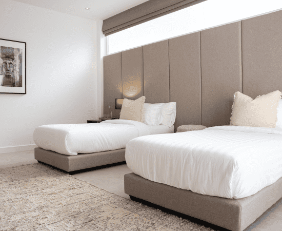 villa-sonlana-bedroom34-contant-slide1