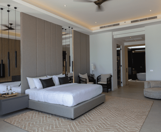 villa-sonlana-master-bedroom-contant-slide1